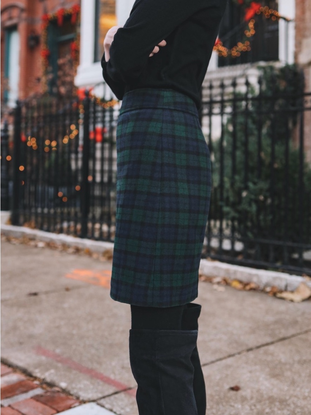 J.CREW Plaid Pencil Skirt in Navy & Green, Size 2
